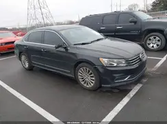 1VWBT7A3XHC009376 2017 VOLKSWAGEN PASSAT