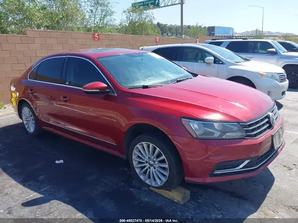 1VWBT7A3XHC031720 2017 VOLKSWAGEN PASSAT - Image 1