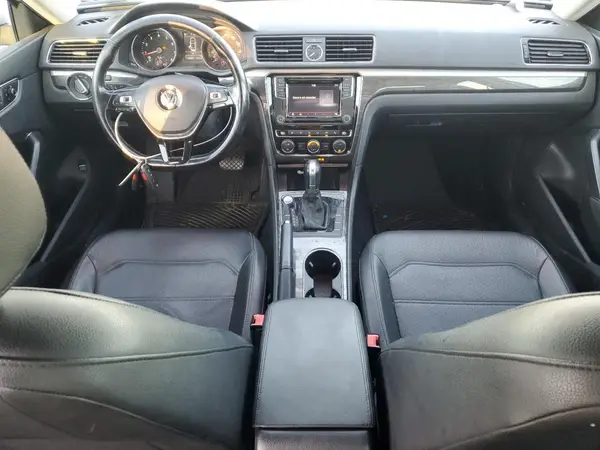 1VWBT7A3XHC033337 2017 VOLKSWAGEN PASSAT - Image 8