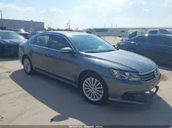 1VWBT7A3XHC043964 2017 VOLKSWAGEN PASSAT