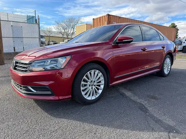1VWBT7A3XHC051188 2017 VOLKSWAGEN PASSAT - Image 2
