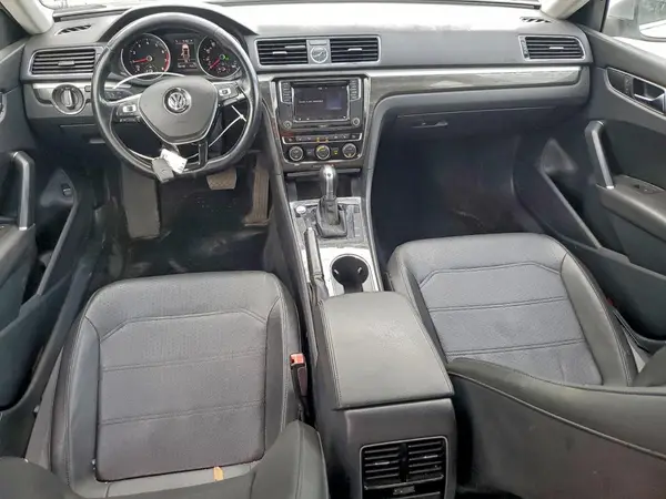 1VWBT7A3XHC062479 2017 VOLKSWAGEN PASSAT - Image 8