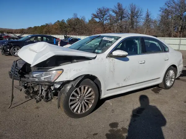 1VWBT7A3XHC071165 2017 VOLKSWAGEN PASSAT - Image 1
