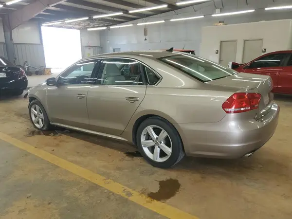1VWBV7A3XFC041252 2021 VOLKSWAGEN PASSAT - Image 2