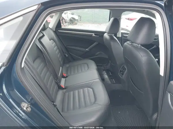1VWCA7A32JC000445 2018 VOLKSWAGEN PASSAT - Image 8