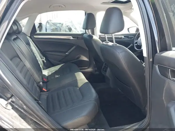 1VWCA7A32JC007167 2018 VOLKSWAGEN PASSAT - Image 8