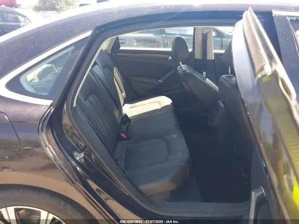 1VWCA7A32LC012095 2020 VOLKSWAGEN PASSAT - Image 8