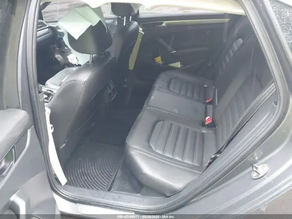 1VWCA7A33JC002625 2018 VOLKSWAGEN PASSAT - Image 8