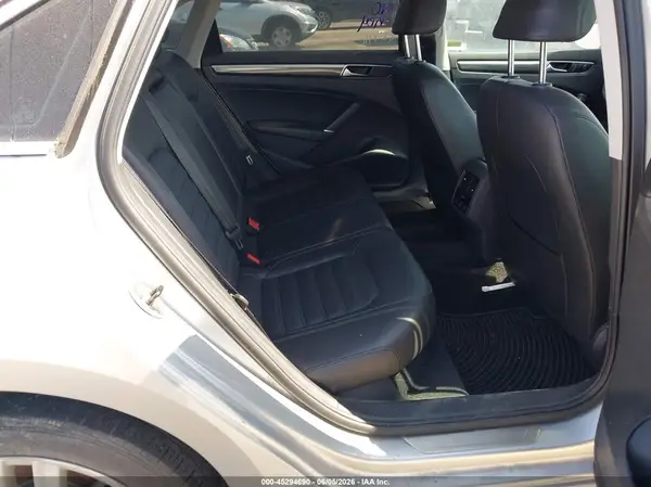 1VWCA7A34JC005534 2018 VOLKSWAGEN PASSAT - Image 8