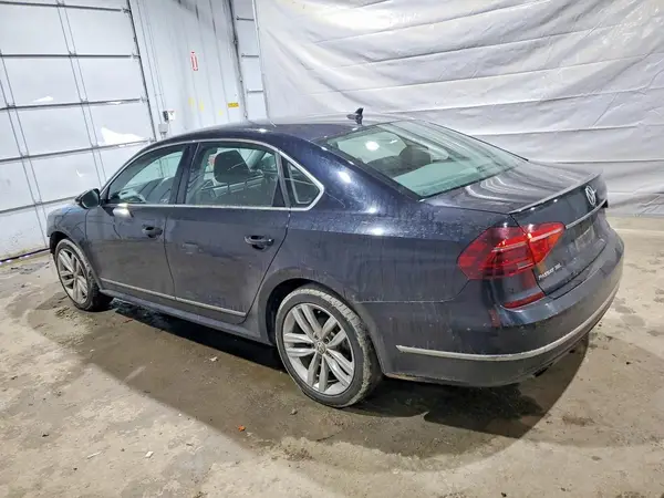 1VWCA7A34JC007462 2018 VOLKSWAGEN PASSAT - Image 2
