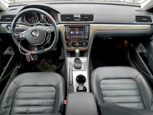 1VWCA7A34JC020373 2018 VOLKSWAGEN PASSAT - Image 8