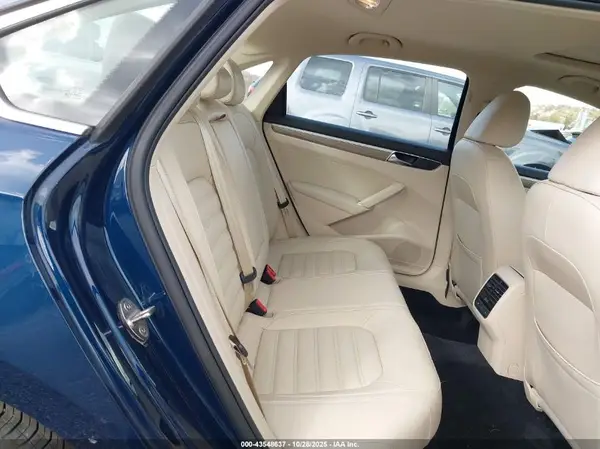 1VWCA7A34JC038369 2018 VOLKSWAGEN PASSAT - Image 8