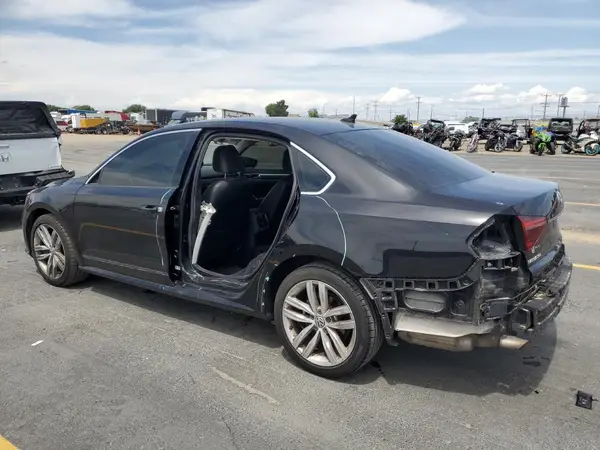1VWCA7A35JC003257 2018 VOLKSWAGEN PASSAT - Image 2