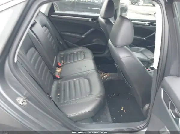 1VWCA7A35JC003761 2018 VOLKSWAGEN PASSAT - Image 8