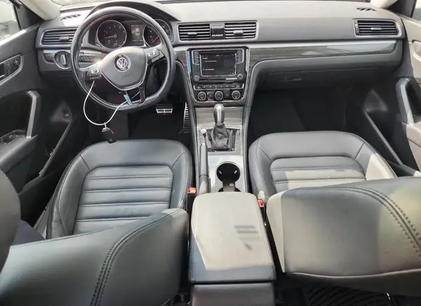 1VWCA7A35JC004652 2018 VOLKSWAGEN PASSAT - Image 8