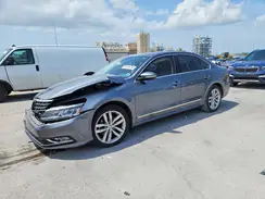 1VWCA7A36JC015062 2018 VOLKSWAGEN PASSAT