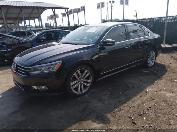 1VWCA7A36JC019824 2018 VOLKSWAGEN PASSAT - Image 2