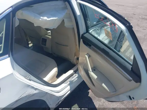 1VWCA7A36JC034369 2018 VOLKSWAGEN PASSAT - Image 8