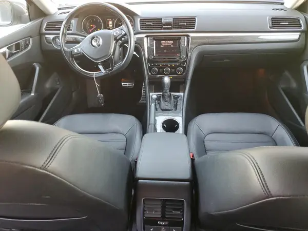 1VWCA7A36JC045775 2018 VOLKSWAGEN PASSAT - Image 8