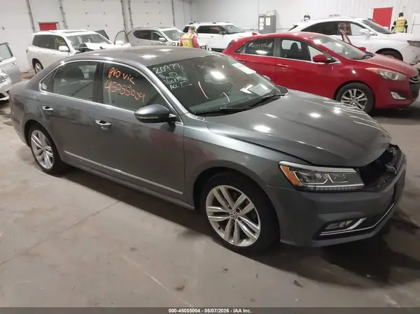 1VWCA7A37JC009626 2018 VOLKSWAGEN PASSAT - Image 1