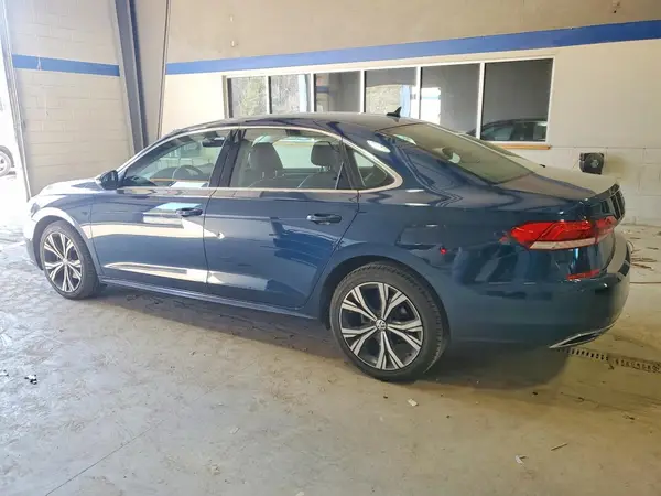 1VWCA7A37LC017051 2020 VOLKSWAGEN PASSAT - Image 2