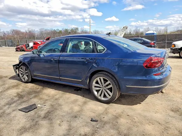 1VWCA7A38JC019551 2018 VOLKSWAGEN PASSAT - Image 2