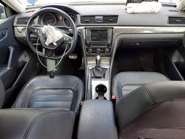 1VWCA7A38JC019551 2018 VOLKSWAGEN PASSAT - Image 8
