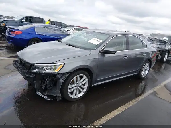 1VWCA7A38JC019713 2018 VOLKSWAGEN PASSAT - Image 2