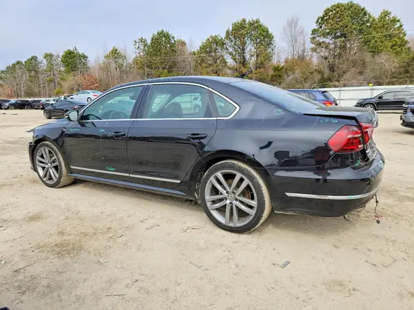 1VWCA7A38JC046149 2018 VOLKSWAGEN PASSAT - Image 2
