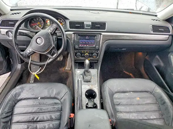 1VWCA7A38JC050279 2018 VOLKSWAGEN PASSAT - Image 8