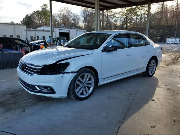 1VWCM7A30HC027712 2017 VOLKSWAGEN PASSAT - Image 1