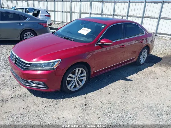 1VWCM7A31JC004946 2018 VOLKSWAGEN PASSAT - Image 2