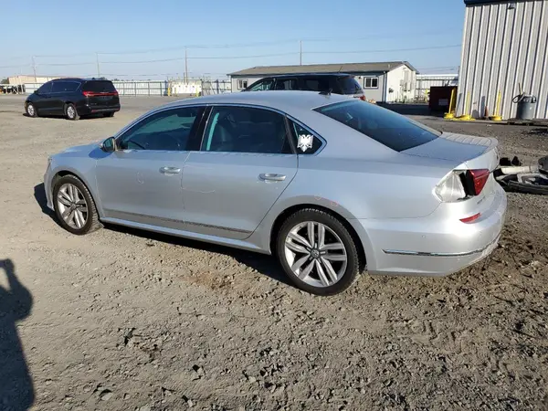 1VWCM7A32GC061939 2016 VOLKSWAGEN PASSAT - Image 2