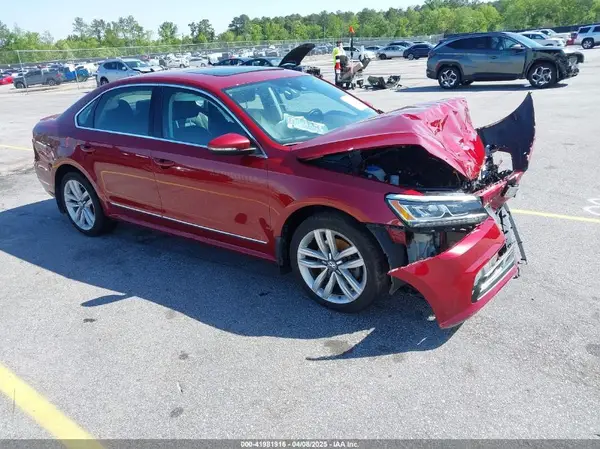 1VWCM7A33HC013786 2017 VOLKSWAGEN PASSAT - Image 1