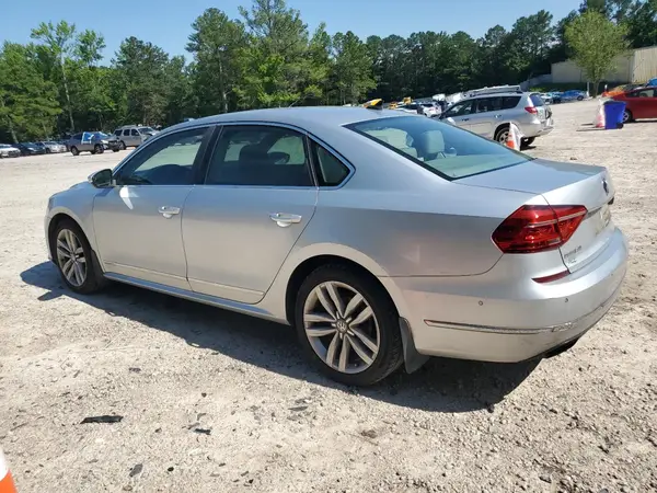 1VWCM7A34GC061764 2016 VOLKSWAGEN PASSAT - Image 2