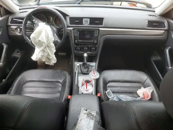 1VWCM7A34HC085368 2017 VOLKSWAGEN PASSAT - Image 8