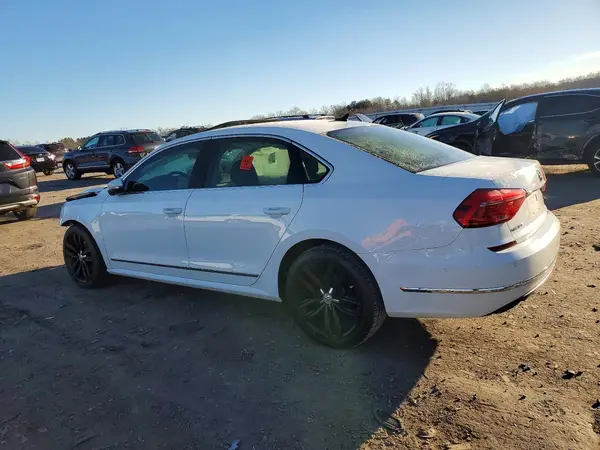1VWCM7A36GC001825 2016 VOLKSWAGEN PASSAT - Image 2