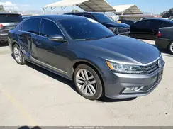 1VWCM7A37GC044733 2016 VOLKSWAGEN PASSAT