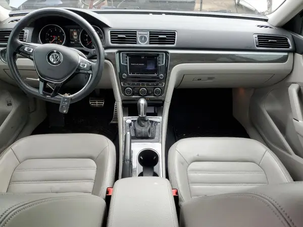 1VWCM7A38GC020229 2016 VOLKSWAGEN PASSAT - Image 8