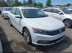 1VWCM7A3XGC019728 2016 VOLKSWAGEN PASSAT