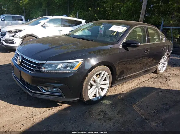 1VWCM7A3XHC041441 2017 VOLKSWAGEN PASSAT - Image 2