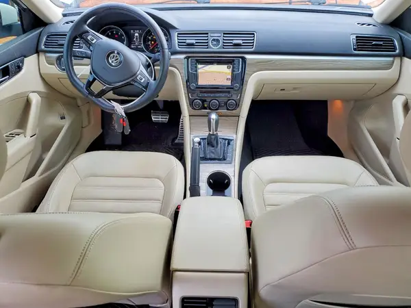 1VWCS7A32GC067665 2016 VOLKSWAGEN PASSAT - Image 8