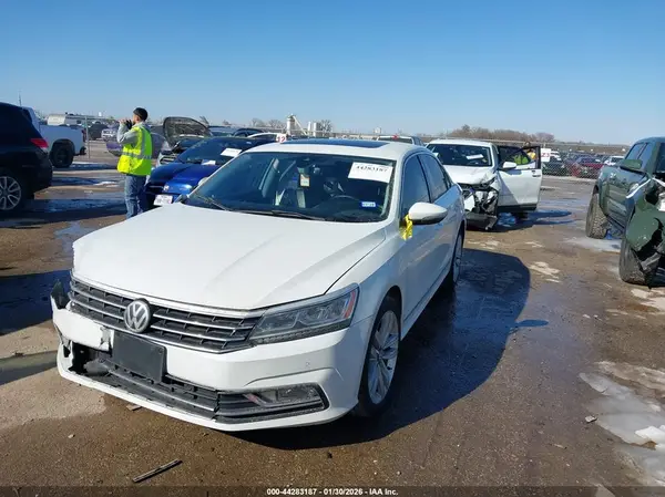 1VWCS7A33GC069313 2016 VOLKSWAGEN PASSAT - Image 2