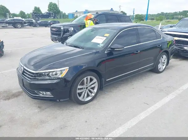 1VWCS7A34GC007841 2016 VOLKSWAGEN PASSAT - Image 2