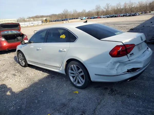 1VWCS7A36GC018923 2016 VOLKSWAGEN PASSAT - Image 2