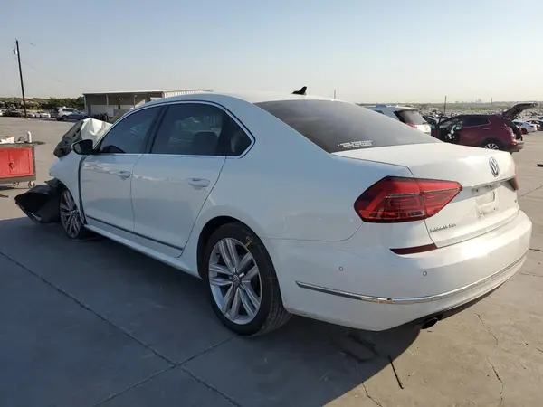 1VWCS7A36GC065384 2016 VOLKSWAGEN PASSAT - Image 2