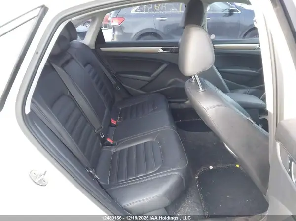 1VWCS7A38GC003176 2016 VOLKSWAGEN PASSAT - Image 8