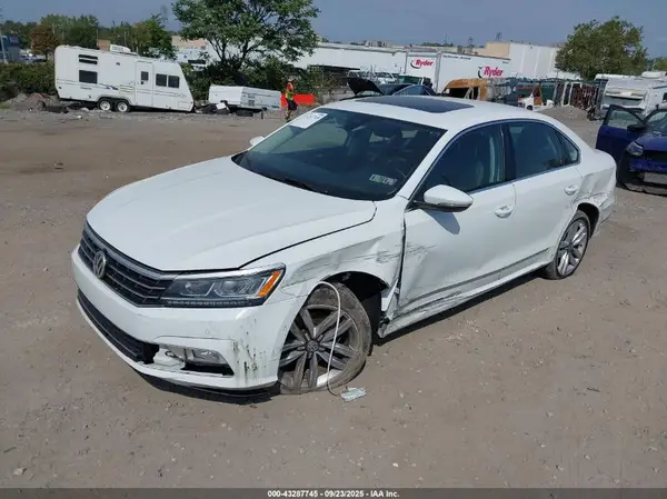 1VWCS7A38GC013710 2016 VOLKSWAGEN PASSAT - Image 2