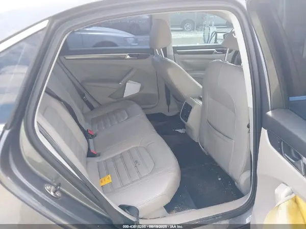 1VWCT7A30GC041420 2016 VOLKSWAGEN PASSAT - Image 8