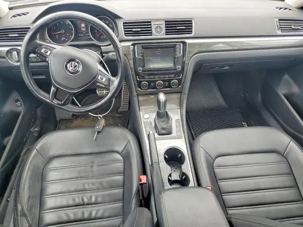 1VWCT7A30HC016163 2017 VOLKSWAGEN PASSAT - Image 8